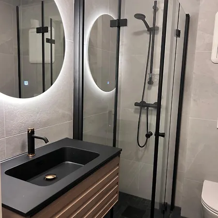 2 Bed Апартаменты *